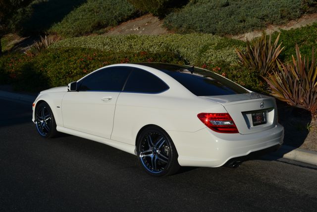 Mercedes c class coupe 2012 white #2
