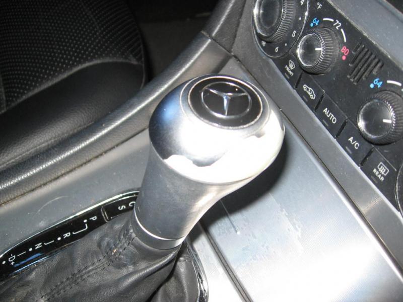 2007 Mercedes c230 shift knob #1
