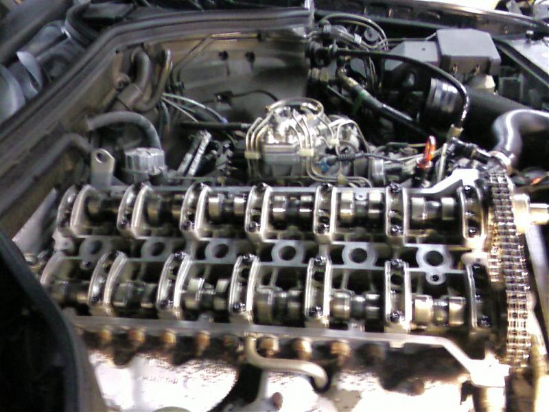 Mercedes m104 valve cover #4