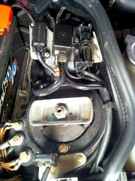 help needed W124 Cabrio top wont openconvertible aux fuse blockjpg 