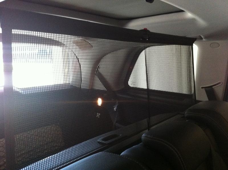 Mercedes cargo divider net #2