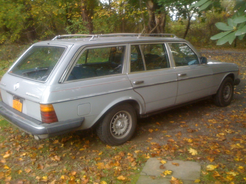1983 Mercedes 300td wagon for sale