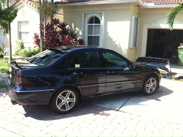 2006 Mercedes c280 4matic floor mats