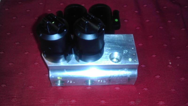 Mercedes abc valve block sale #5