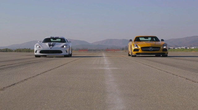 SRT-Viper-versus-Mercedes-Benz-SLS-AMG-Black-Series