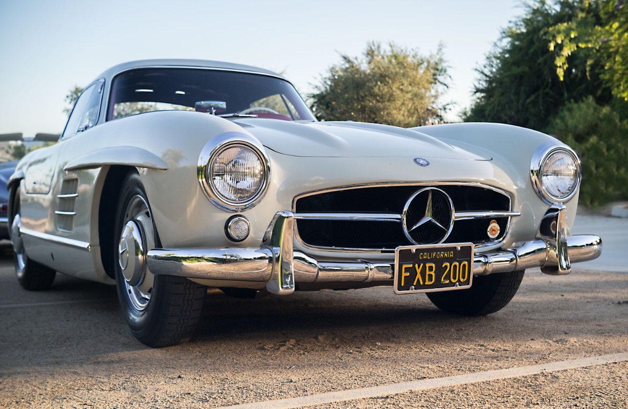 300sl-gullwing-front
