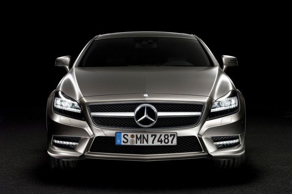 2011-Mercedes-Benz-CLS-leaked11-597x398.jpg