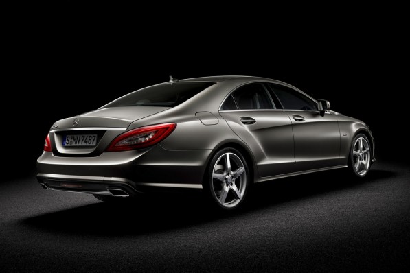2011-Mercedes-Benz-CLS-leaked9-597x398.jpg