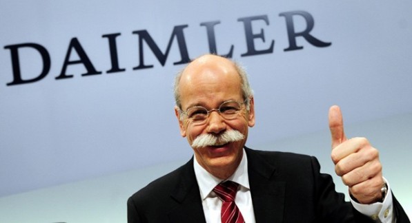 dvtogetty25231580 597x324 Daimler Pays Record Bonuses To Its Germany Employees