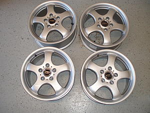 15&quot; 190E Wheels for Sale - CHEAP!!!!!-p1010643.jpg