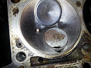 91 190e 2.3 8V broken intake valve head replacement-6.jpg