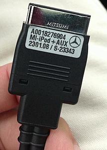 Which iPod version IS CHARGING with the iPhone/iPad MB OEM cable ???-oem_ipple-mb2_zps7b31ba88.jpg