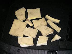 How to remove rear seat belt assembly cover?-img_20140109_195911.jpg