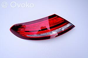 c205 Rear Lights-09038cc80f8dd64fc6e052161a4ca88a-mercedes_benz_c_w205_galinis_zibintas_kebule.jpg