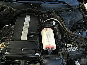 MAF Air Mass Meter location C230 Sedan-enginebay01.jpg