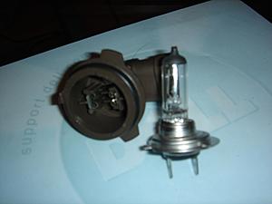 DIY Changing Fog lamp Bulbs &amp; W203/CL203 Fog Lamp Thread-picture-3002.jpg