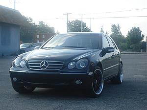 here are pics of my c320 2002-dsc00750-medium-.jpg