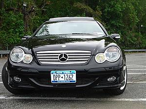 my 2005 C230 Coupe pics-05_front_view.jpg