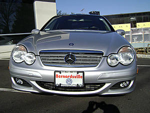 my 2005 C230 Coupe pics-exterior-front.jpg