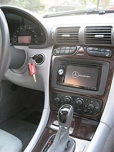 DIY installation of AVIC &amp; other aftermarket HU's for W203 (Warning! lots of images!)-dash.jpg