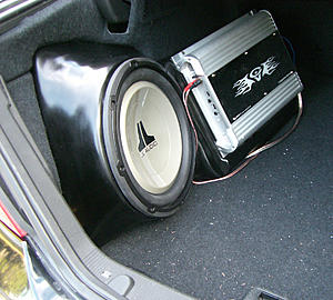 aftermarket SUBS &amp; AMPS for the C-Class 203s-box.jpeg