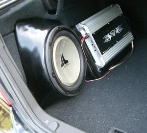 aftermarket SUBS &amp; AMPS for the C-Class 203s-subz.bmp