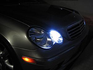 2x Mercedes CLC-Class CL203 Genuine Osram Ultra Life Low Beam Headlight Bulbs