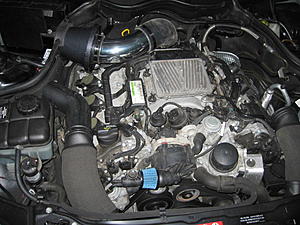 Any DIY for M272 air filter change?-img_2317.jpg