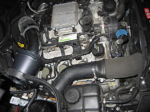 Any DIY for M272 air filter change?-img_2319.jpg