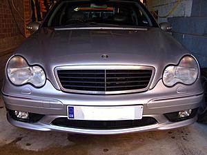 Black grill on silver w203 too much contrast?-black-grill-2.jpg