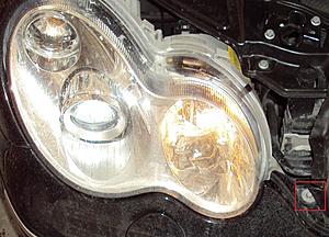 07 C230 Headlamp housing project!!!-dsc00011.jpg