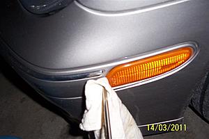In need of white side marker lights (?) for 02 C230 K-1.jpg