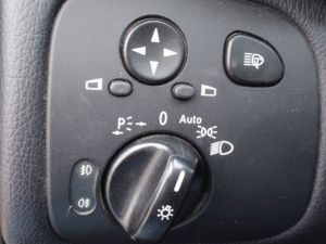 2005 MB C230 Kompressor sport headlamp washer help!?-p5220124.gif