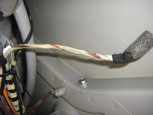 Speaker wiring in trunk-trunk2.jpg