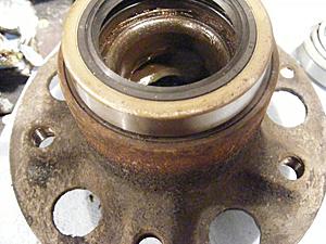 help, front wheel bearings all too small!-c240-front-brg-old-vs-new.jpg