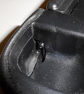 Help Please. 05 C230 Armrest Issues. It popped off.-sam_6395.jpg