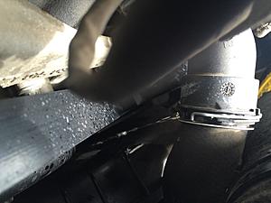 Upper Radiator Hose Leak- Help Appreciated!-img_1085.jpg