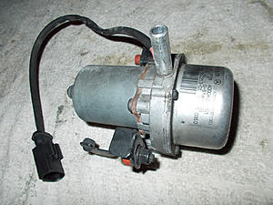 Car will not start, brake vacuum pump keeps breaking! Please help-wwww.jpg