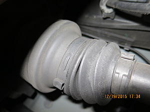 Driveline Noise Question-c230k-20cv-20boot-20at-20left-20side-20of-20differmential.jpg