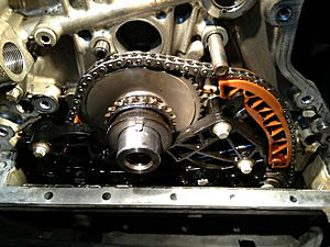 Is there a way to check timing chain with tearing engine apart?-d6e04564.jpg