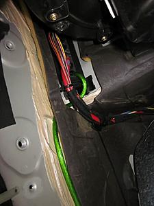 Moron's guide to aftermarket head unit installation-9.jpg
