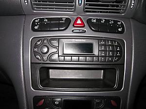 Moron's guide to aftermarket head unit installation-headunit.jpg