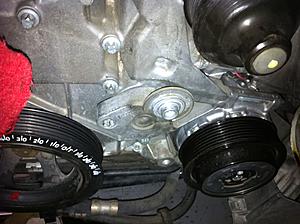 Replacing Tensioner/Idler pulley on 1.8L C230-openbracket.jpg