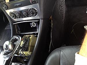 Kinivo BTC450 Bluetooth &amp; Aux install-merc_22_zps8986be52.jpg