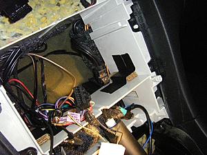 DIY installation of AVIC &amp; other aftermarket HU's for W203 (Warning! lots of images!)-traysupport2_zps5117117e.jpg