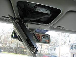 Ambient light on rear view mirror-img_1456sm.jpg