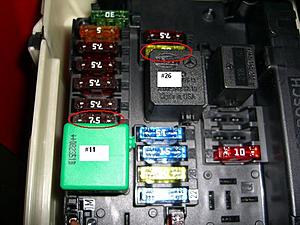 Help!  MM Radio (No Pwr. No Blown fuses) W204-command-fuses2.jpg