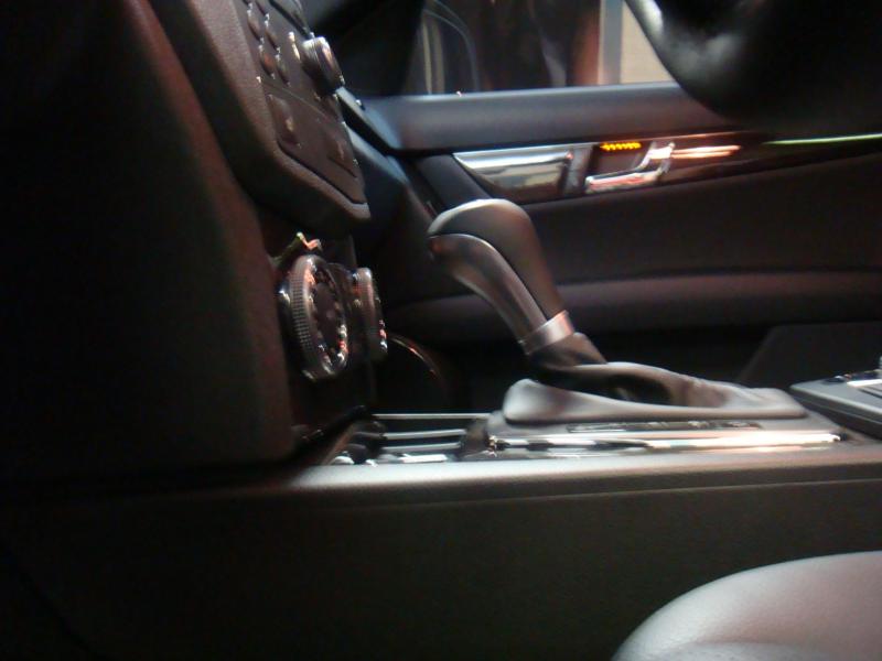 How to Remove Shift Knob in W204? -  Forums