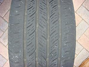Cracks on the sidewall of tires???-dsc07142.jpg