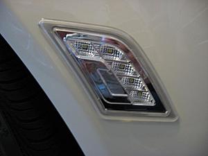 Installed no error led clear sidemarker lights-img_3473.jpg